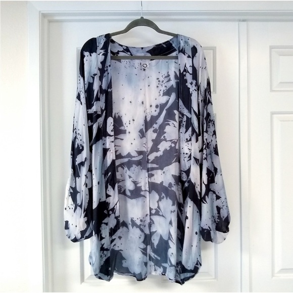 ANTHROPOLOGIE Akemi + Kin Posie Cocoon Kimono - Picture 6 of 10